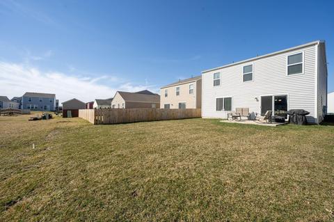 4964 Grimm Dr, Lockbourne, OH 43137 photo 2
