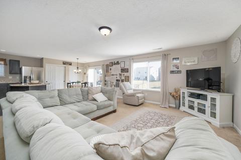 4964 Grimm Dr, Lockbourne, OH 43137 photo 8
