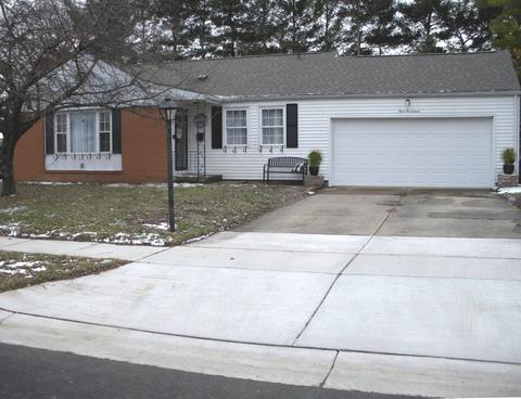 417 Cedar Heights Rd, Circleville, OH 43113 photo 1
