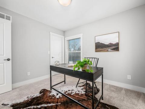 399 E Markison Ave, Columbus, OH 43207 photo 23