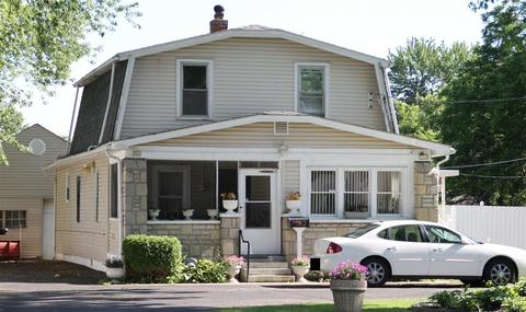 1182 Smith Rd, Columbus, OH 43207