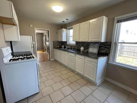 1708 E Kossuth St, Columbus, OH 43206 photo 8