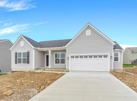 2330 Mint Hill Dr, Lancaster, OH 43130