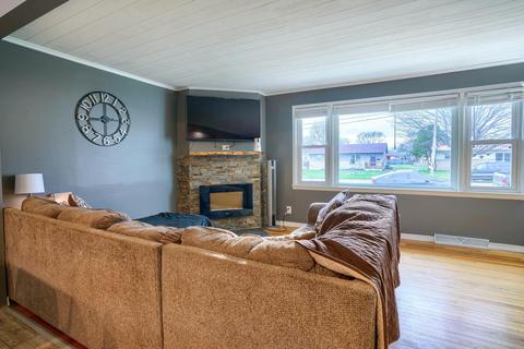 1028 Georgia Rd, Circleville, OH 43113 photo 4