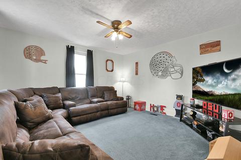 565 E Hunter St, Logan, OH 43138 photo 9
