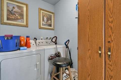 565 E Hunter St, Logan, OH 43138 photo 18