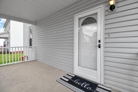 565 E Hunter St, Logan, OH 43138 photo 6