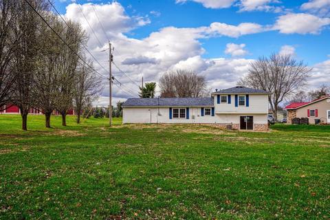 185 Meadow Dr, Circleville, OH 43113 photo 3
