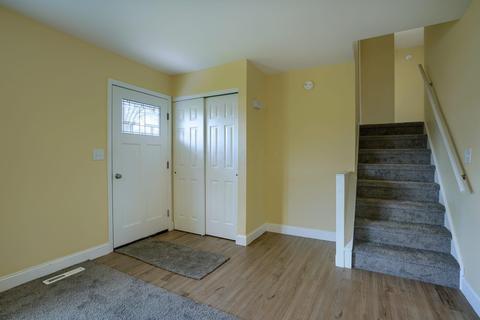 185 Meadow Dr, Circleville, OH 43113 photo 10