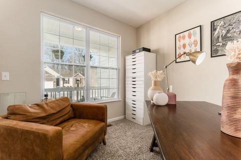 218 Jay Ct, Delaware, OH 43015 photo 4