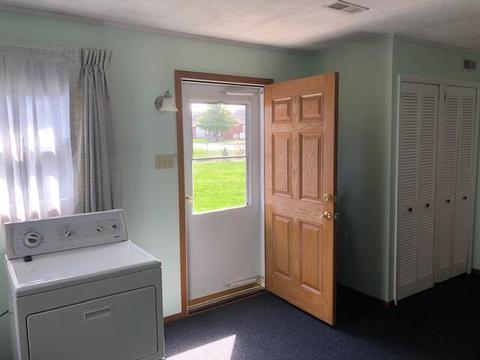 445 Avon Dr, Circleville, OH 43113 photo 12