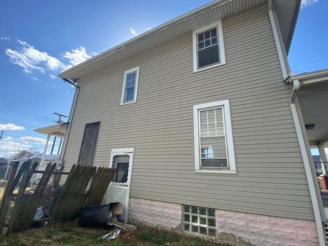 701 E Main St, Logan, OH 43138 photo 2