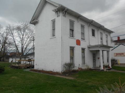 224 N Scioto St, Circleville, OH 43113 photo 2