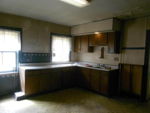 224 N Scioto St, Circleville, OH 43113 photo 3