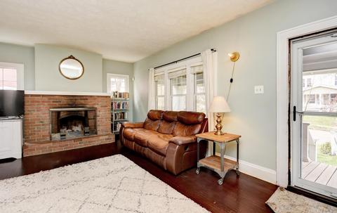 184 E Como Ave, Columbus, OH 43202 photo 7