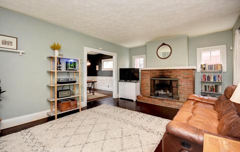 184 E Como Ave, Columbus, OH 43202 photo 5