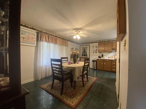305 Cherokee Dr, Circleville, OH 43113 photo 9