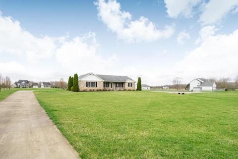 588 Main Rd, Delaware, OH 43015 photo 2