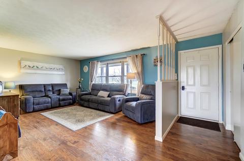 3592 N Hampton Rd, Springfield, OH 45502 photo 4