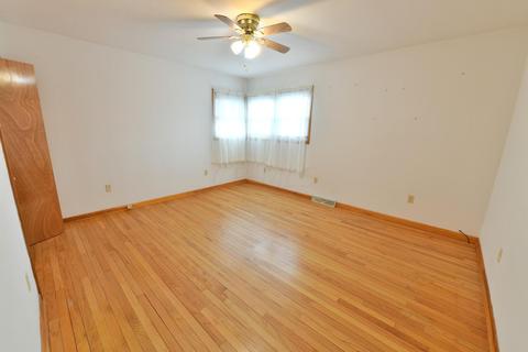 411 Chestnut Street St, Dresden, OH 43821 photo 8