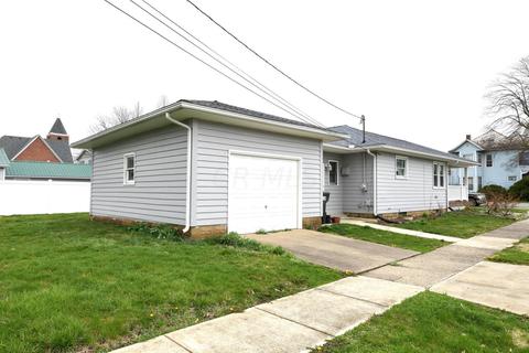 411 Chestnut Street St, Dresden, OH 43821 photo 3