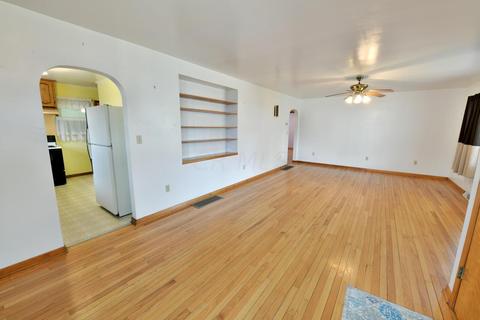 411 Chestnut Street St, Dresden, OH 43821 photo 6