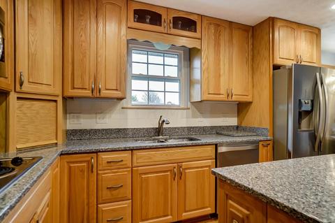 4245 Cedar Hills Ave, Springfield, OH 45504 photo 9