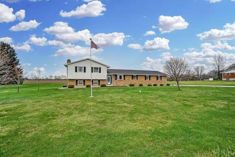 4245 Cedar Hills Ave, Springfield, OH 45504 photo 2