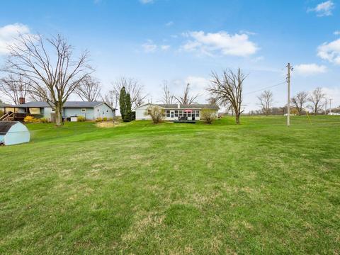5676 Durrett Rd, Orient, OH 43146 photo 2