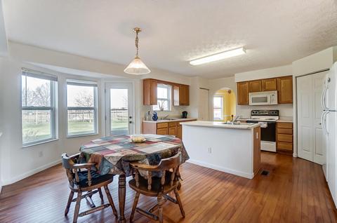 3054 Devonshire Dr, Delaware, OH 43015 photo 14