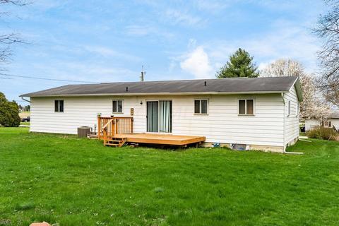 199 Lees Dr E, Hebron, OH 43025 photo 2