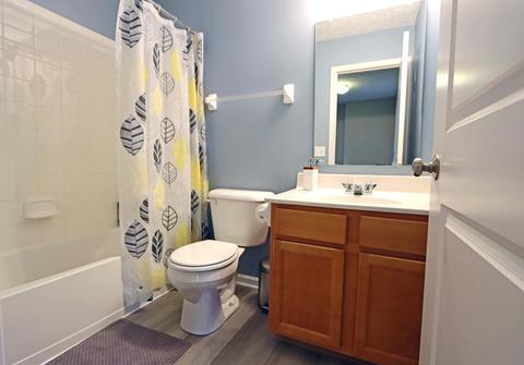 1395 Ithaca Dr, Columbus, OH 43228 photo 7