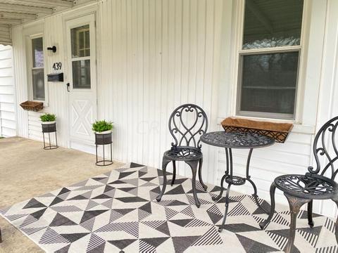 439 Watt St, Circleville, OH 43113 photo 2