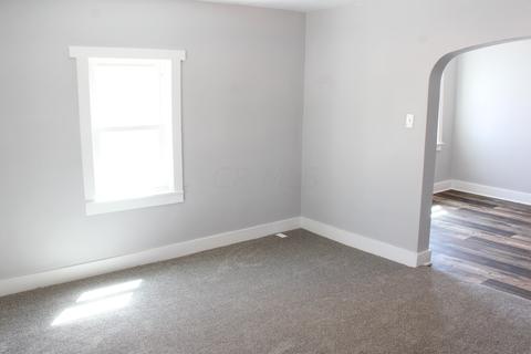 439 Watt St, Circleville, OH 43113 photo 14