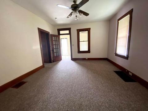 798 E Second St, Logan, OH 43138 photo 2