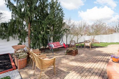 971 Normandy Cir, Marion, OH 43302 photo 10