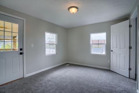 769 E Starr Ave, Columbus, OH 43201 photo 24