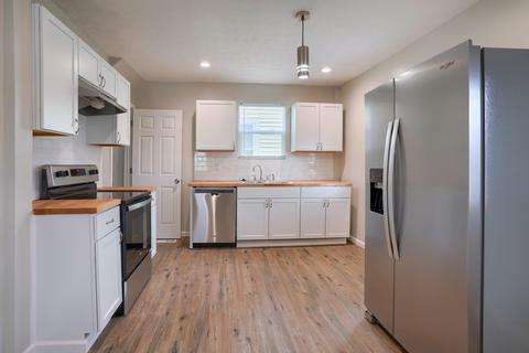 769 E Starr Ave, Columbus, OH 43201 photo 9