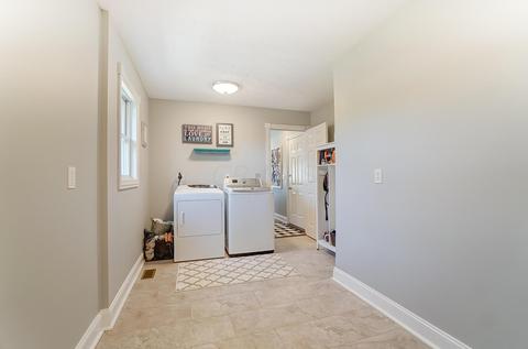1823 E County Line Rd, Springfield, OH 45502 photo 34