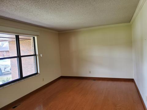 3412 Bicentennial Ave, Springfield, OH 45503 photo 4