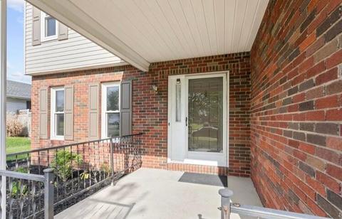 412 Ridgedale Dr, Circleville, OH 43113 photo 2