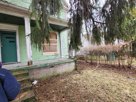421 Catherine St, Springfield, OH 45505 photo 1