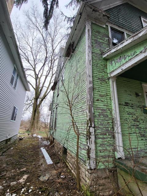 421 Catherine St, Springfield, OH 45505 photo 2