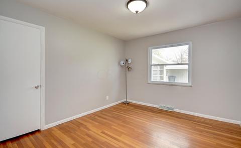 558 E Stanton Ave, Columbus, OH 43214 photo 22