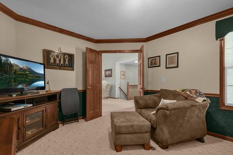 489 Ablemarle Cir, Delaware, OH 43015 photo 9