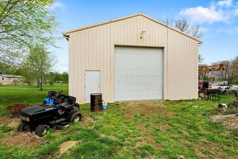 30306 Wolfe Rd, Circleville, OH 43113 photo 15