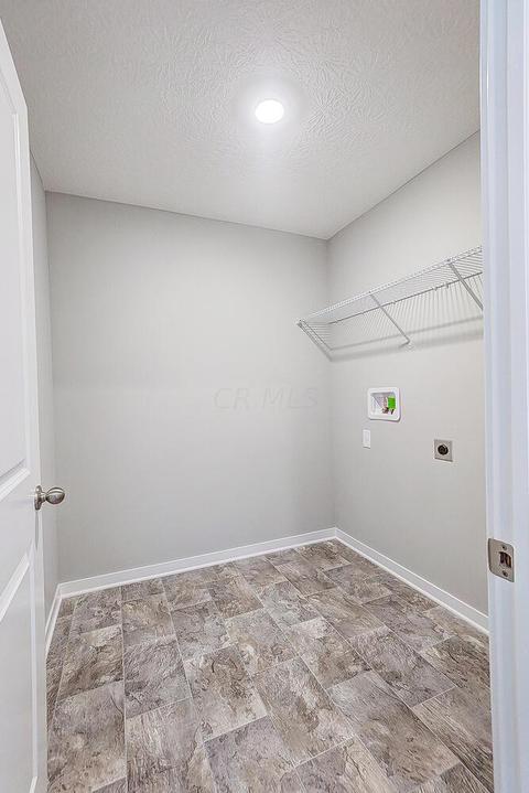 389 Kells Ct E, Newark, OH 43055 photo 7
