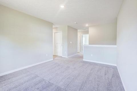 389 Kells Ct E, Newark, OH 43055 photo 12