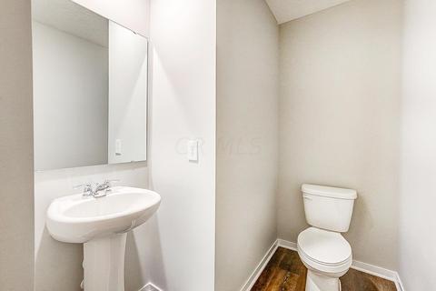 389 Kells Ct E, Newark, OH 43055 photo 8