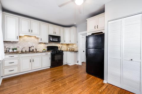 1097 Summit St, Columbus, OH 43201 photo 17